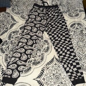 No Boundaries Trippy Smiles/Checkers Joggers